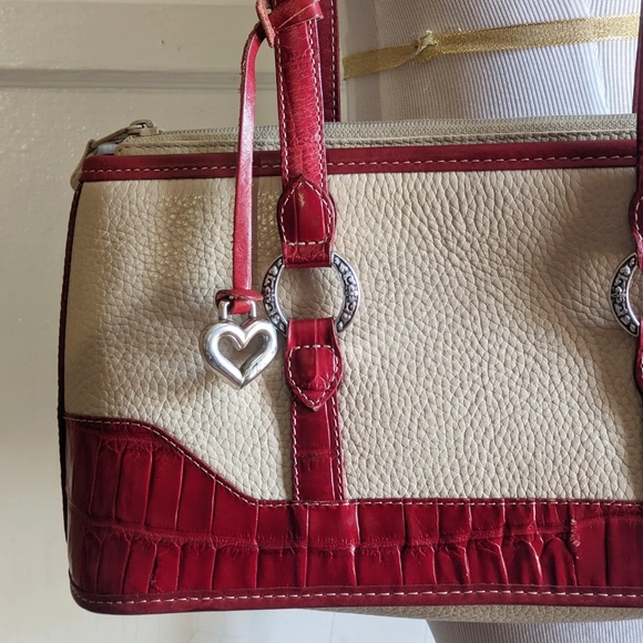 Brighton Vintage Leather Bag - Picture 6 of 9